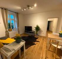 Von privat: Voll möblierte Wohnung mit WLAN, Waschmasch.&Stellpl. - Radebeul