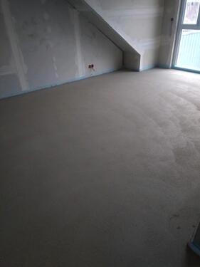 Foto - Dachgeschoßwohnung zur Miete in Schmelz