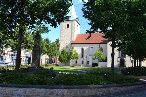 Foto - Erstbezug! 4-Zimmerwohnung komplett modernisiert & bezugsfertig!