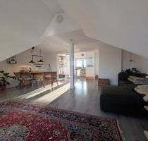 4-Zi. 110 m², Balkon & ausgebauter Dachboden - Bochum Günnigfeld