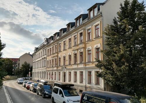 Foto - Stilvoll renovierte Altbauwohnung, riesiger Garten