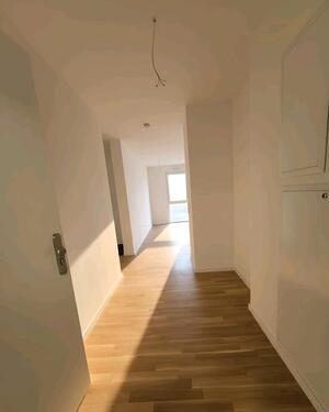 Foto - Moderne 3 Zimmer-Neubauwohnung mit Balkon und Stellplatz