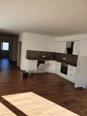 Foto - 3 Zimmer Wohnung - 900,00&nbsp;EUR Kaltmiete, ca.&nbsp; 90,00&nbsp;m&sup2;