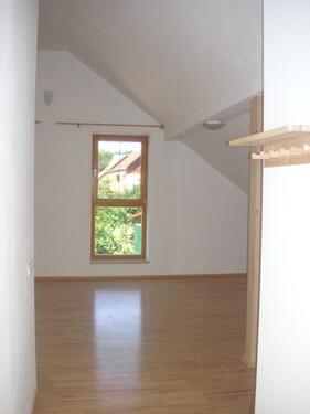 Foto - Dachgeschoßwohnung in Ergolding zur Miete