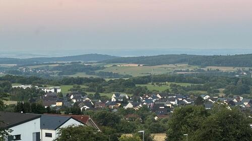 Foto - 8 Zimmer Einfamilienhaus zum Kaufen in Hellenhahn-Schellenberg