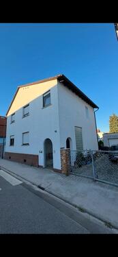 Foto - 2 Familienhaus im Zentrum von Lampertheim