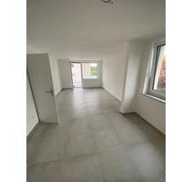 Moderne 3- Zimmer- Wohnung mit großer Terasse- Heutingsheim - Freiberg am Neckar
