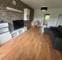 SG-Wald, möblierte 2 Zi.-Whg, ca. 54 m², Süd-Balkon, ruhige Lage - Solingen