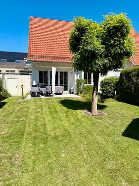 Foto - Moderne DHH mit Garage, Studio und Garten 