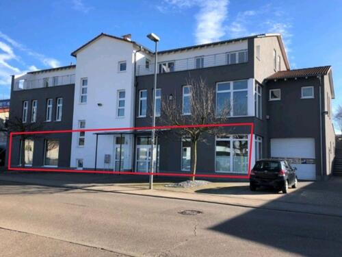 Foto - Helle Erdgeschossfläche in Essingen - ideal als Showroom oder Büro-Praxisraum zu vermieten