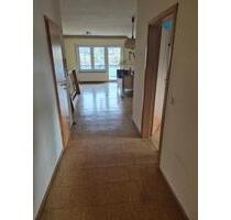 Schöne Dachgeschoßwohnung in Rhens - Brey