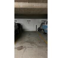 Tiefgarage Einzel Stellplatz im Lehel ab März - München Schwabing-Freimann