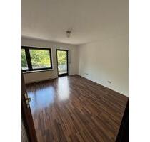 Stilvolle 1-Zimmer-Wohnung mit Balkon und Küche in Effringen - Wildberg