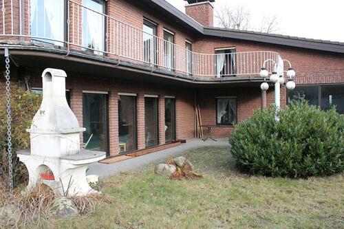 Foto - Arbeiten und Wohnen, großzügige Villa zur gewerblichen Nutzung