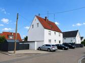 Foto - 3-Familienhaus mit ausgebautem Wohnanbau in Manching