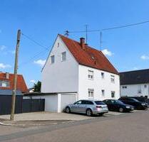 3-Familienhaus mit ausgebautem Wohnanbau in Manching