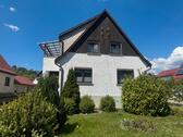 Foto - Einfamilienhaus mit 2 Garage und Keller
