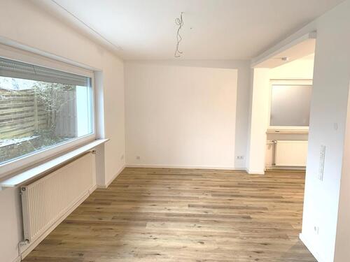 Foto - VIEL PLATZ + NEUWERTIG: Schöne Maisonettewohnung in Usingen