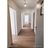 Erstbezug nach Sanierung! 4-Zimmer-Wohnung in Stuttgart