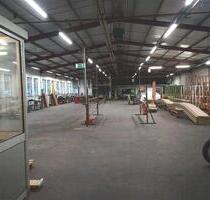 Nähe A3 | 800 m² Produktionshalle mit Rolltor - Neustadt an der Aisch