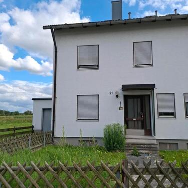 Foto - NeustadtDo DHH mit Sanierungsbedarf