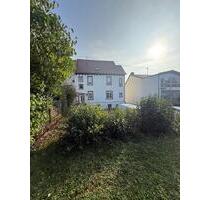 Schöne, renovierte 75 qm-Wohnung mit Gartenanteil in ruhiger Lage - Saarbrücken Ensheim