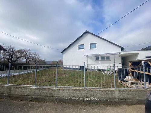 Foto - 2-Zimmerkellerwohnung mit Gartenanteil