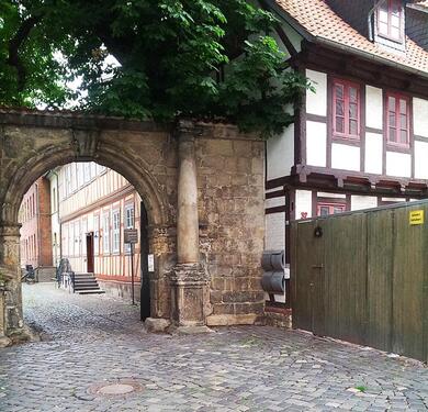 Foto - Möblierte 2-Zimmer Wohnung EG (27 m²) mit EBK in der Altstadt