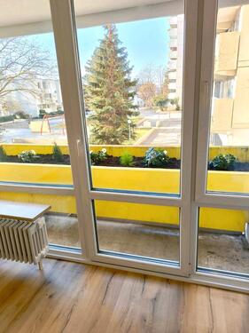 Foto - Lichtdurchflutete 3,5 Zimmer Wohnung, komplett renoviert, frei!