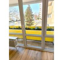 Lichtdurchflutete 3,5 Zimmer Wohnung, komplett renoviert, frei! - München Moosach Lichtdurchflutete 3,5 Zimmer Wohnung, komplett renoviert, frei! - München Moosach