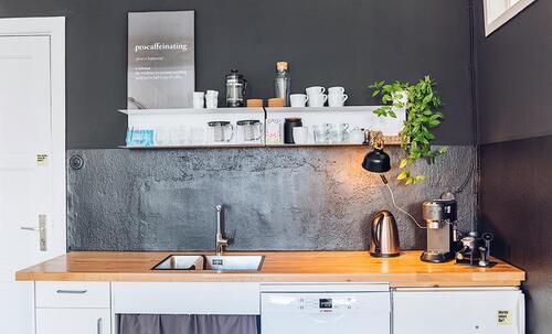 Foto - Schreibtischplätze im Herzen Hamburgs – hell, flexibel, inklusive Kaffee