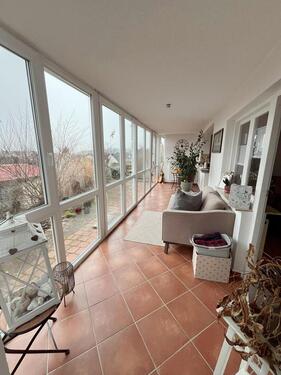 Foto - Wohnen mit Weitblick: Helle 3-Zimmer-Wohnung mit Fernsicht & EBK