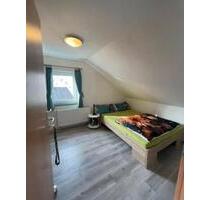 WG Zimmer zu mieten - 540,00&nbsp;EUR Kaltmiete, ca.&nbsp; 20,00&nbsp;m&sup2; in Hamburg (PLZ: 22525) Stellingen