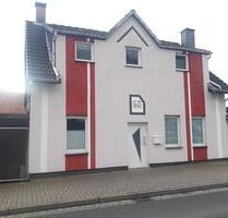 Interessantes EFH mit Nebengebäude als Anlageobjekt - Alfeld (Leine)