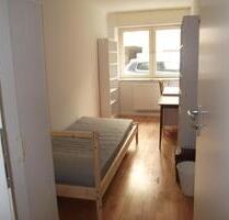 Barrierefreie 6-Zi-Wohnung mit Waschküche und Gäste-WC - Stuttgart Stuttgart-Süd