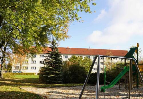 Foto - Vollmodernisierte 2-Zimmer-Wohnung in Buchwäldchen (Luckaitztal)