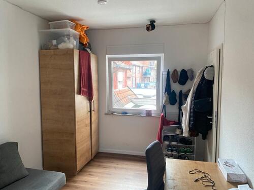 Foto - WG Zimmer in zentraler Lage - 310,00&nbsp;EUR Kaltmiete, ca.&nbsp; 14,00&nbsp;m&sup2;