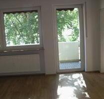 *provisionsfrei*2-Zi-Wohnung am Waldrand hochwertig ausgestattet - Zirndorf