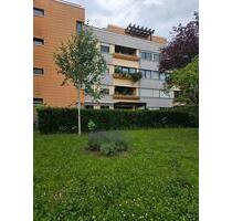 Attraktive 3,5 Zimmer ETW mit 2 Loggias in Tamm
