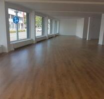 Gewerbeeinheit Einzelhandel Praxis in Bad Hersfeld