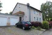Foto - Zweifamilienhaus in ruhiger Wohnlage mit bester Anbindung