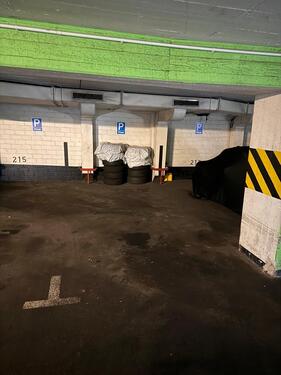 Foto - Tiefgaragenstellplatz zum vermieten im EKZ Röttgen