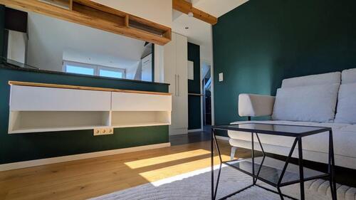 Foto - Moderne Single-Dachgeschosswohnung (voll möbliert)