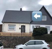 Doppelhaushälfte in Schleswig mit großem Garten; Kein Markler!