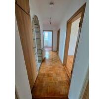 Renovierte 3-Zimmer Wohnung im Herzen von Gersdorf