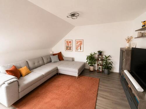 Foto - 3,5 Zimmer DG-Wohnung mit Klimaanlage - schnell sein lohnt sich!