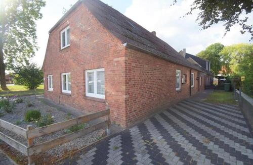 Foto - Sonnige 2 Zimmer Wohnung - 400,00 EUR Kaltmiete,