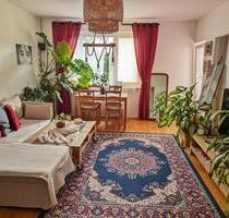 Möbliert: Zentrale 2-Zimmer-Wohnung mit gemütlichem Balkon - Berlin Friedrichshain-Kreuzberg