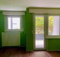 Wir renovieren für Sie - 3-Zimmer-Wohnung mit Tageslichtbad und Balkon - Kronberg im Taunus