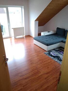 Foto - 3-Zimmer Dachgeschosswohnung in Schwarzenfeld zu vermieten